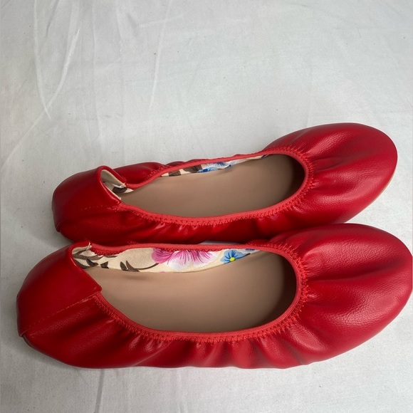 JOURNEE COLLECTION Womens Red Scrunch Style Lindy Round Toe Slip On Flats 8M - Picture 7 of 10